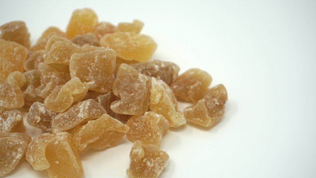 Ingwerwürfel 16–22 mm mit Icing Powder, Seitenansicht